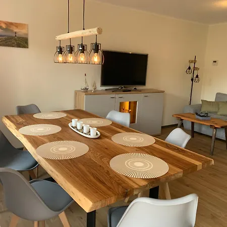 Naturstrand - 86m² - 4 Betten - Parkplatz